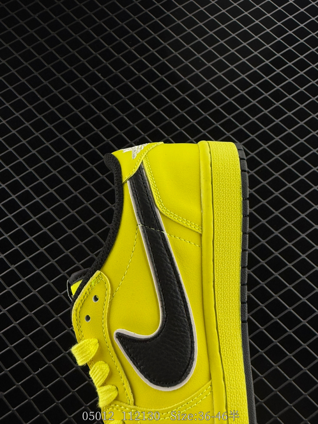 Travis Scott x Air Jordan 1 ” Reverse Mocha “